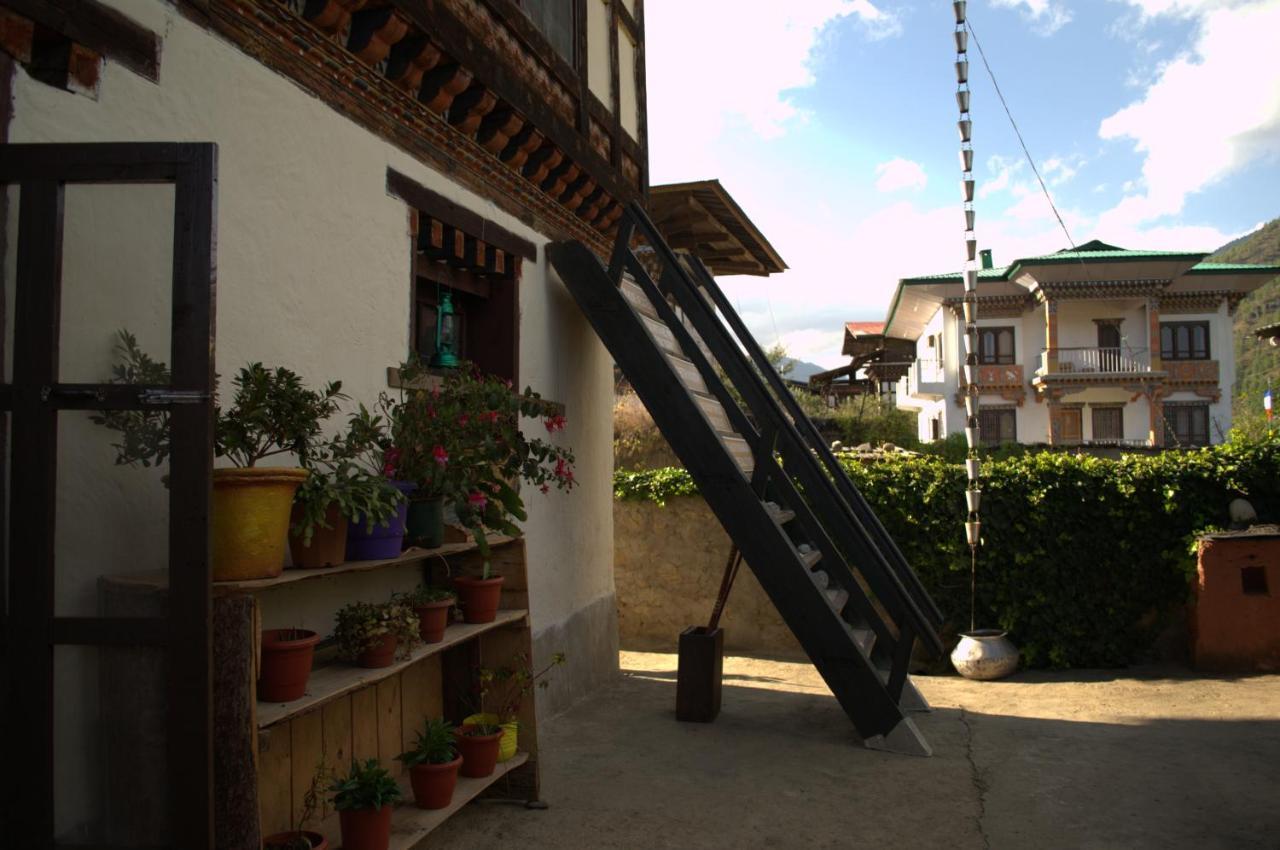 Ama'S Village Lodge Paro Exterior foto