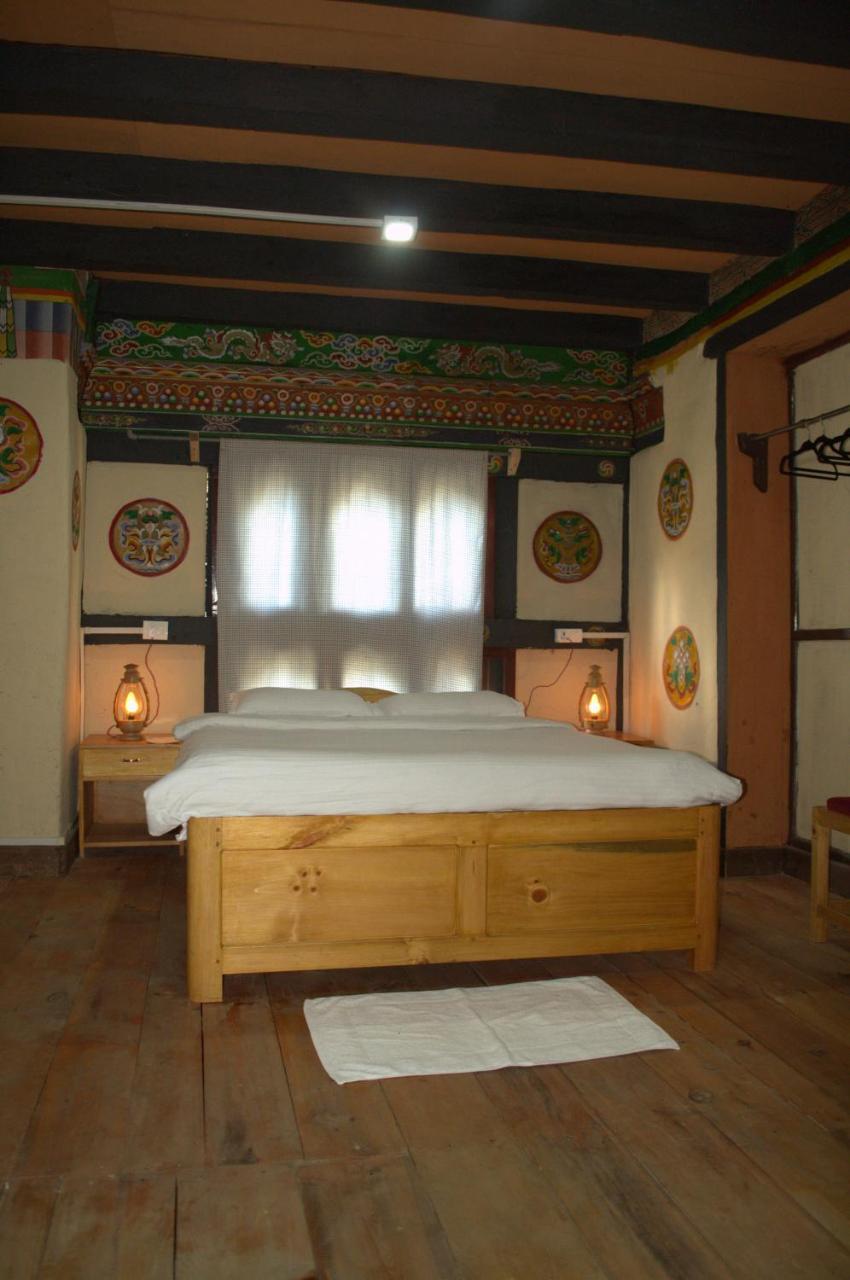 Ama'S Village Lodge Paro Exterior foto